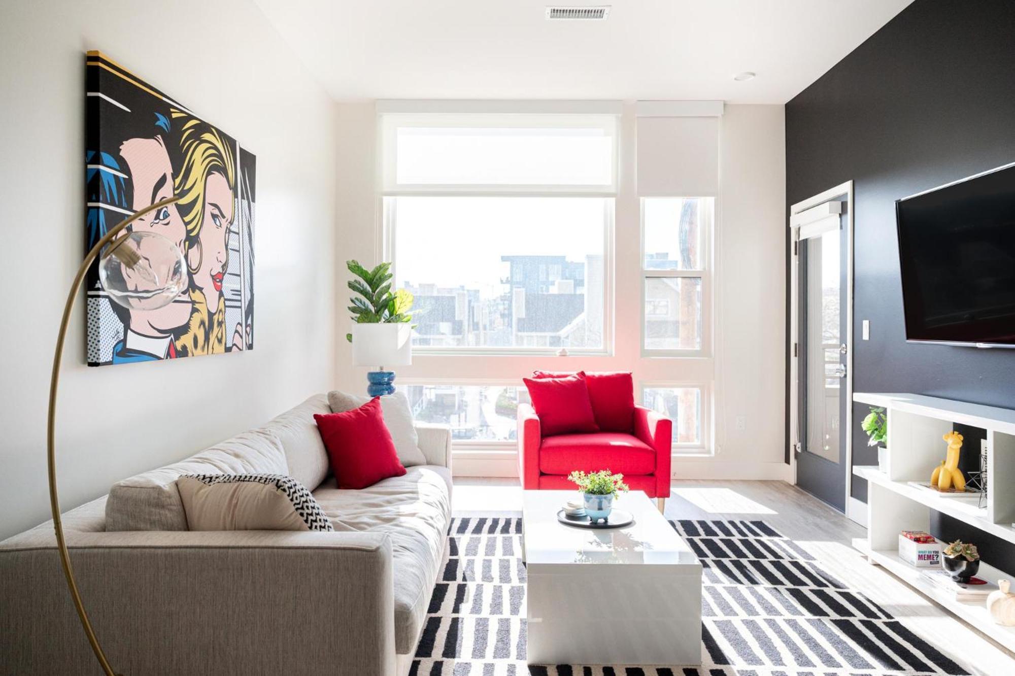 Art-inspired Loft With Mountain View - Zuni Lofts Denver